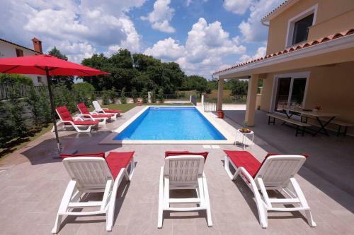 Villa-boscari-relaxing-villa-surrounded-by-woods