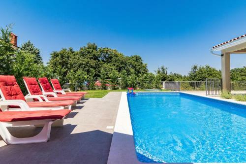 Villa-boscari-relaxing-villa-surrounded-by-woods