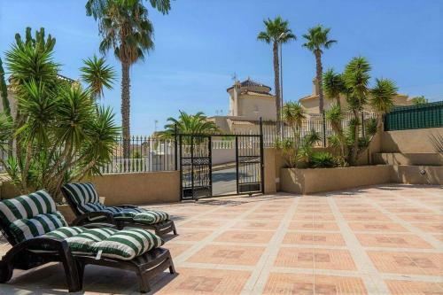 Villa Rose - Beautiful Detached Villa With Large Private Pool