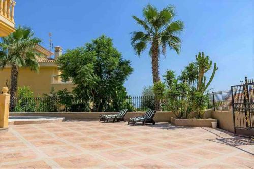 Villa Rose - Beautiful Detached Villa With Large Private Pool