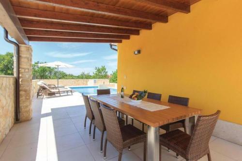 Villa Tea In Vodnjan With Pool Heating