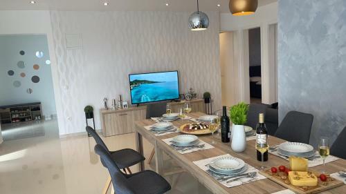 Villa Family House Seamare III