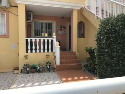 Amazing Villamartin House Sleeps 6 With Pool