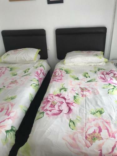 Amazing Villamartin House Sleeps 6 With Pool