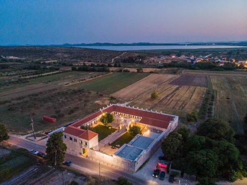 Brand New Villa Cara D Oro, Vrana
