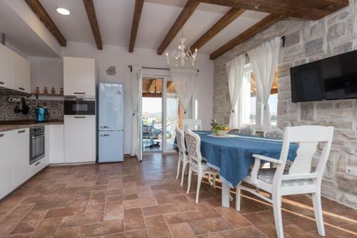 Brand New Villa Cara D Oro, Vrana