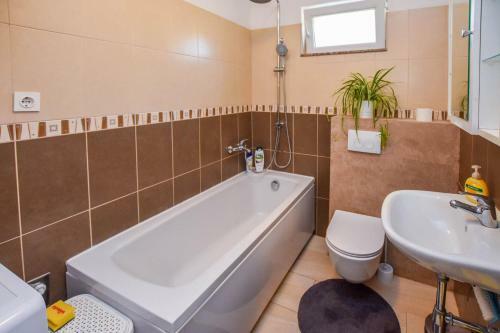 Apartamento Ku?a Za Odmor Lucija