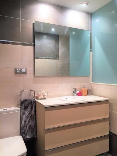 Renovated Apartment In A Beachfront Complex