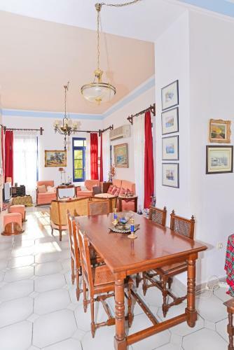 Villa Traditional House At Aegina Port
