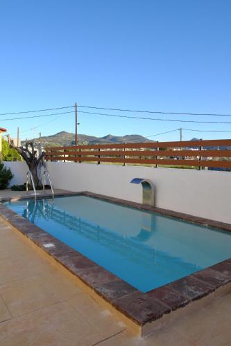 Villa Estrella ( Modern New Building Pool House)
