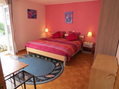 Hostal La Maison Du Bonheur