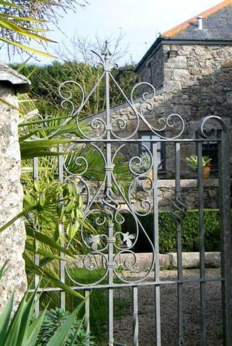 Bed & Breakfast Ednovean Farm