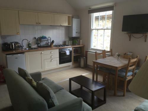 Hostal Trereife House