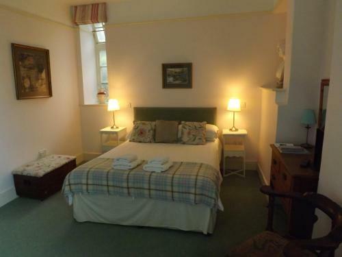 Hostal Trereife House
