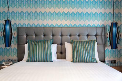 Queens Hotel