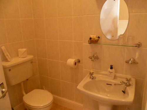 Hostal Acorn House