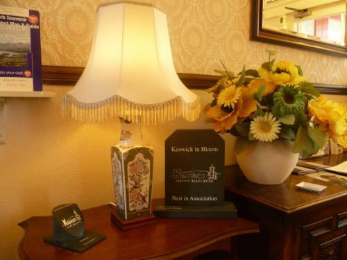 Hostal Acorn House
