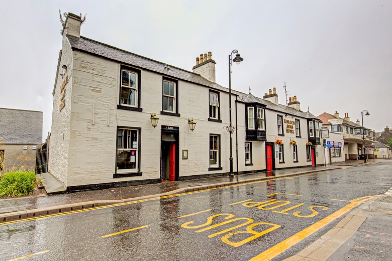Posada The Kinloch Arms Hotel