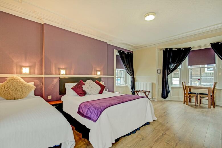 Posada The Kinloch Arms Hotel