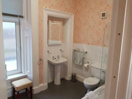 Hostal Seaview Guest House
