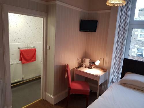 Hostal Seaview Guest House