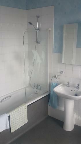Hostal Seaview Guest House