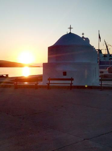 Lefteris Ageliki Beautiful Aegina
