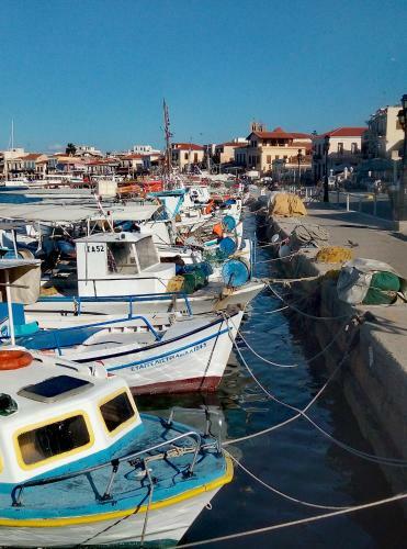 Lefteris Ageliki Beautiful Aegina