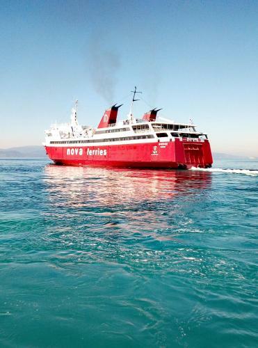 Lefteris Ageliki Beautiful Aegina