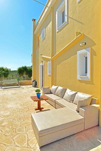 Villa Konstantinos 6 Bedrooms