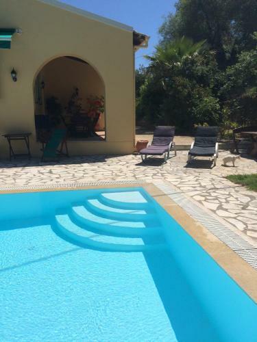 Gastouri Villa Pascalia With Pool And Views