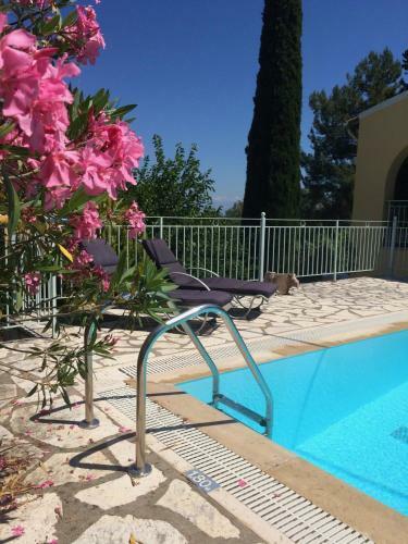 Gastouri Villa Pascalia With Pool And Views