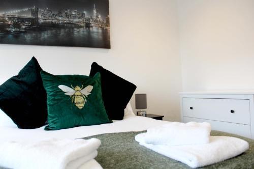 Apartamento Low Cost, Pet Friendly 4 Bed + Parking (09)