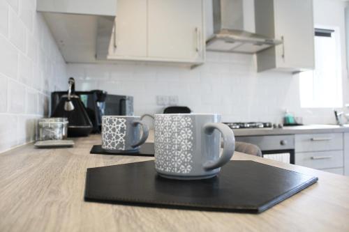Apartamento Low Cost, Pet Friendly 4 Bed + Parking (09)