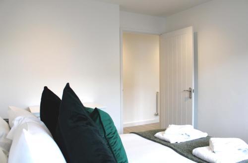 Apartamento Low Cost, Pet Friendly 4 Bed + Parking (09)