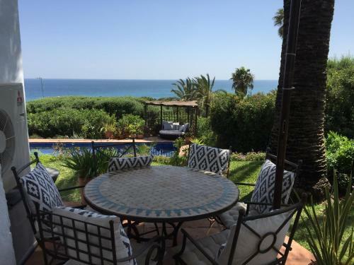 Bed & Breakfast Casa Bahia De Casares