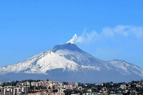 Il Melograno Dell'etna