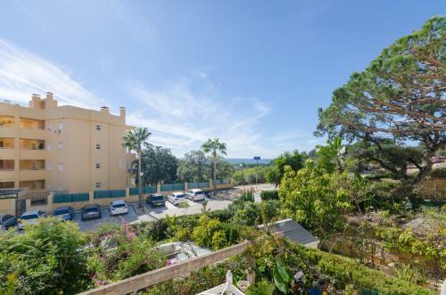 Calahonda Royale Apartment Close To Luna Beach