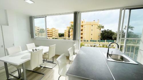 Calahonda Royale Apartment Close To Luna Beach