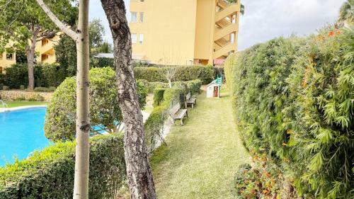 Calahonda Royale Apartment Close To Luna Beach