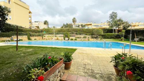Calahonda Royale Apartment Close To Luna Beach