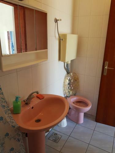 Hostal Romantic Room Vir