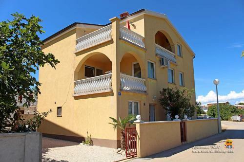 Apartamentos Villa Asa Otok Vir