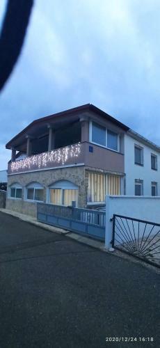 Apartmani Lun Vir