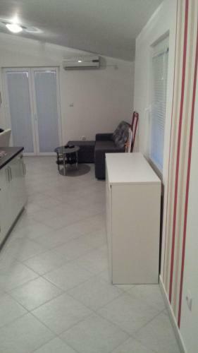 Apartments Vrtnica Kozjak