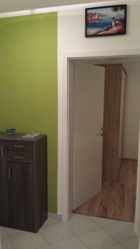 Apartments Vrtnica Kozjak