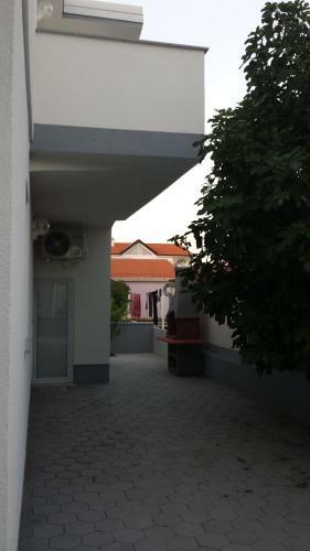 Apartments Vrtnica Kozjak