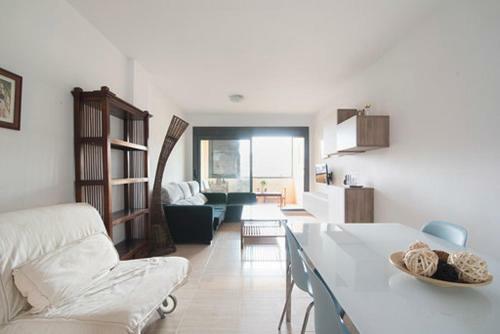 Apartamento Edificio Puerta Mitica