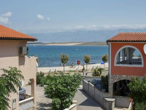 Sinisa Apartmani Vir