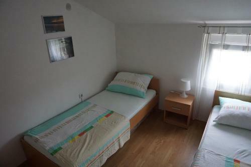 Apartment Ij 3stars 4-6 Persons